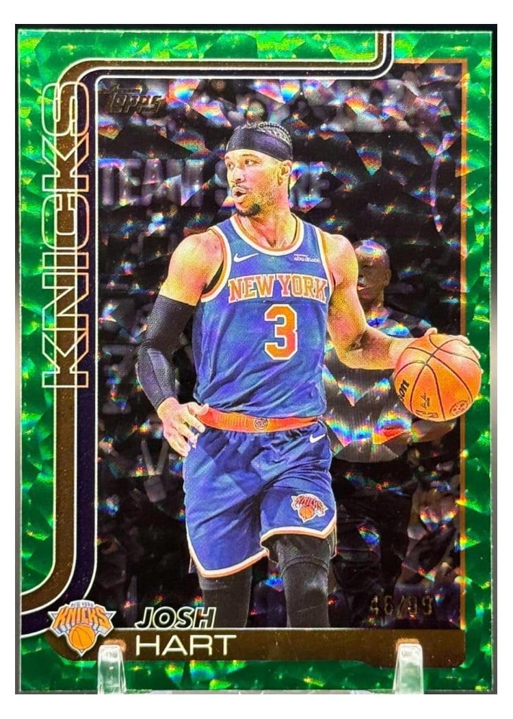 2025-26 Topps Base Set Josh Hart Green Crackleboard #16 card