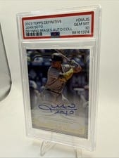 2023 Topps Definitive Collection Defining Images Autographs Juan Soto #DIA-JS card
