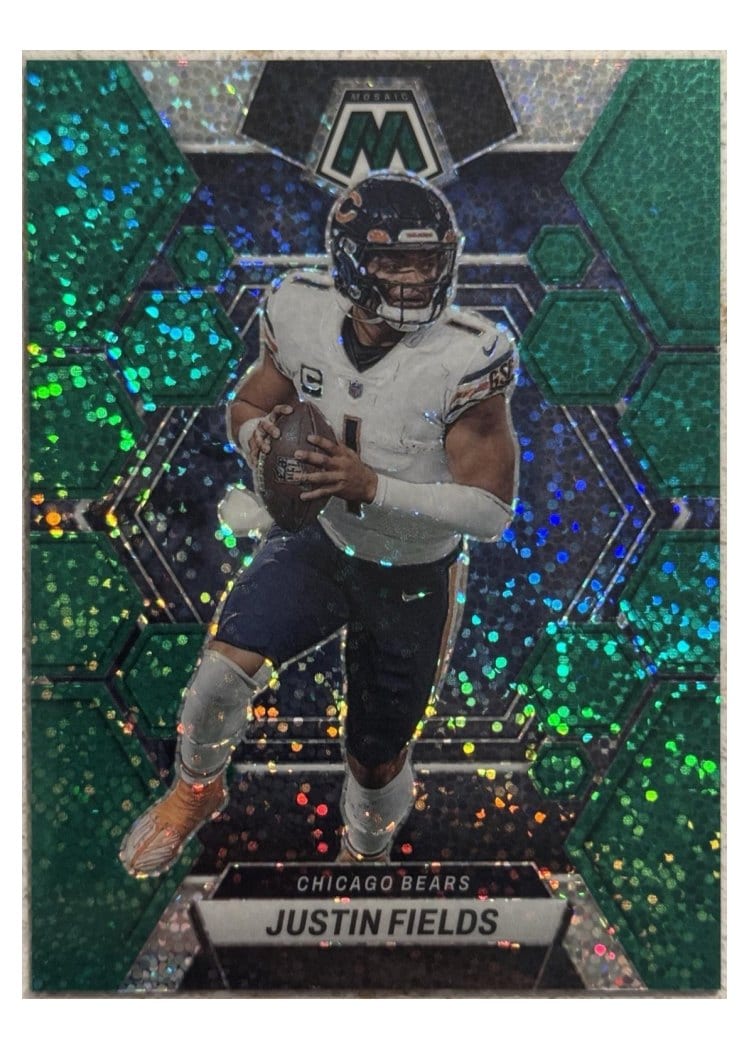 2023 Panini Mosaic Base Set Justin Fields #33 card