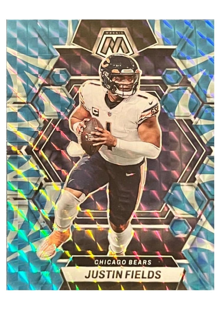 2023 Panini Mosaic Base Set Justin Fields #33 card