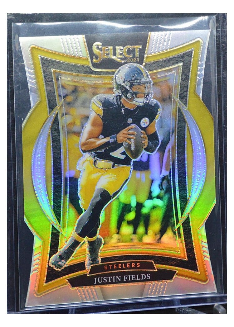 2024 Panini Select Base Set Justin Fields #74 card