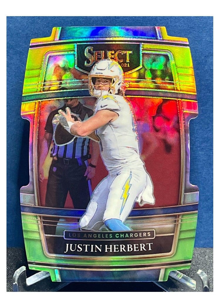 2021 Panini Select Base Set Justin Herbert #19 card