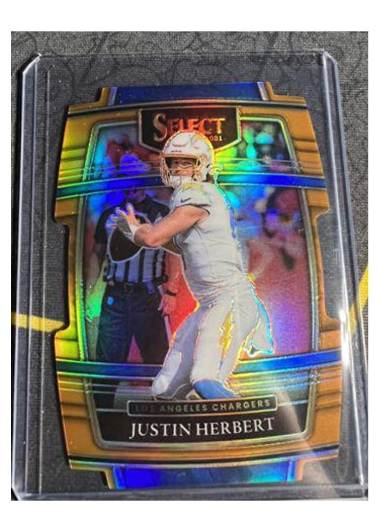 2021 Panini Select Base Set Justin Herbert #19 card