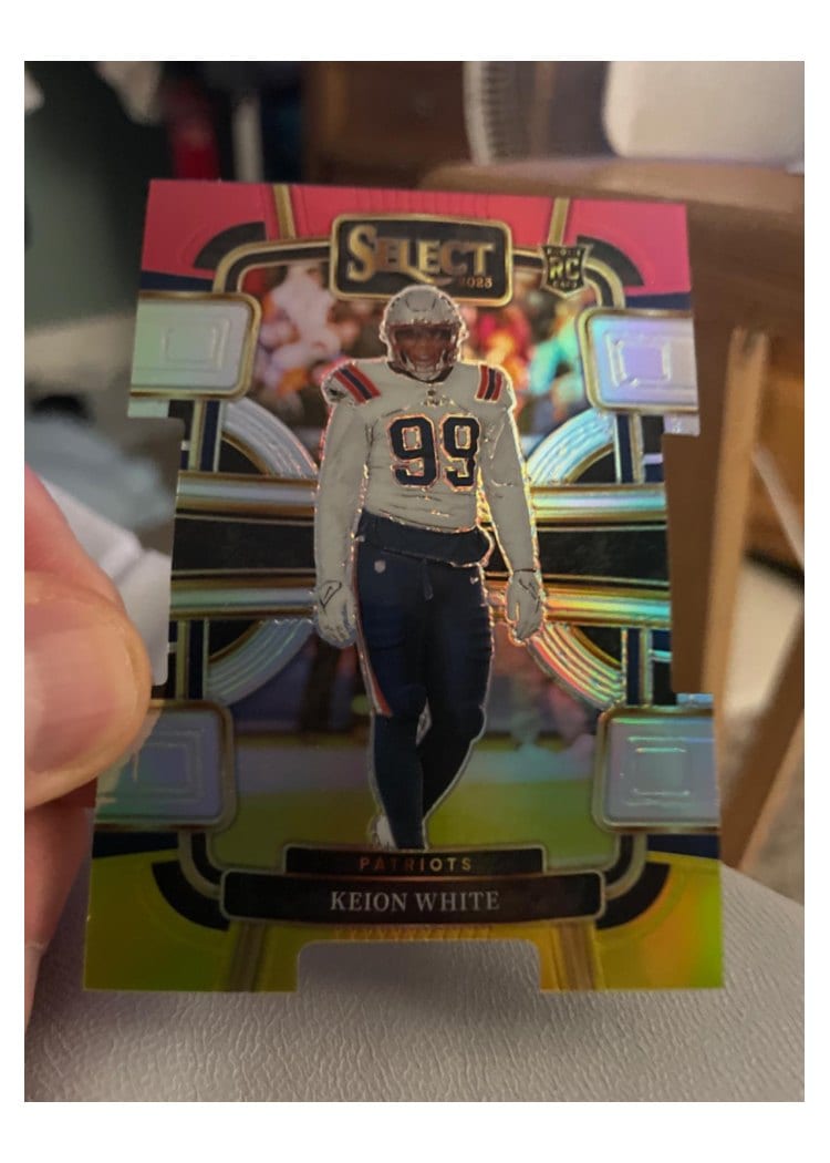 2023 Panini Select Base Set Keion White #69 card