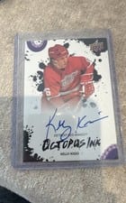 2025-26 Upper Deck Detroit Red Wings Centennial Octopus Ink Inscriptions Kelly Kisio "1st DET Goals #OI-KK card