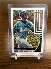 2024 Topps Update Topps Black Gold Ken Griffey Jr. #BG-11 card