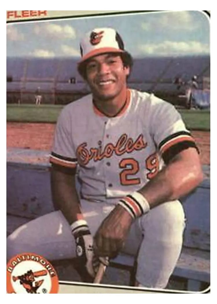 1983 Fleer Ken Singleton #73 card