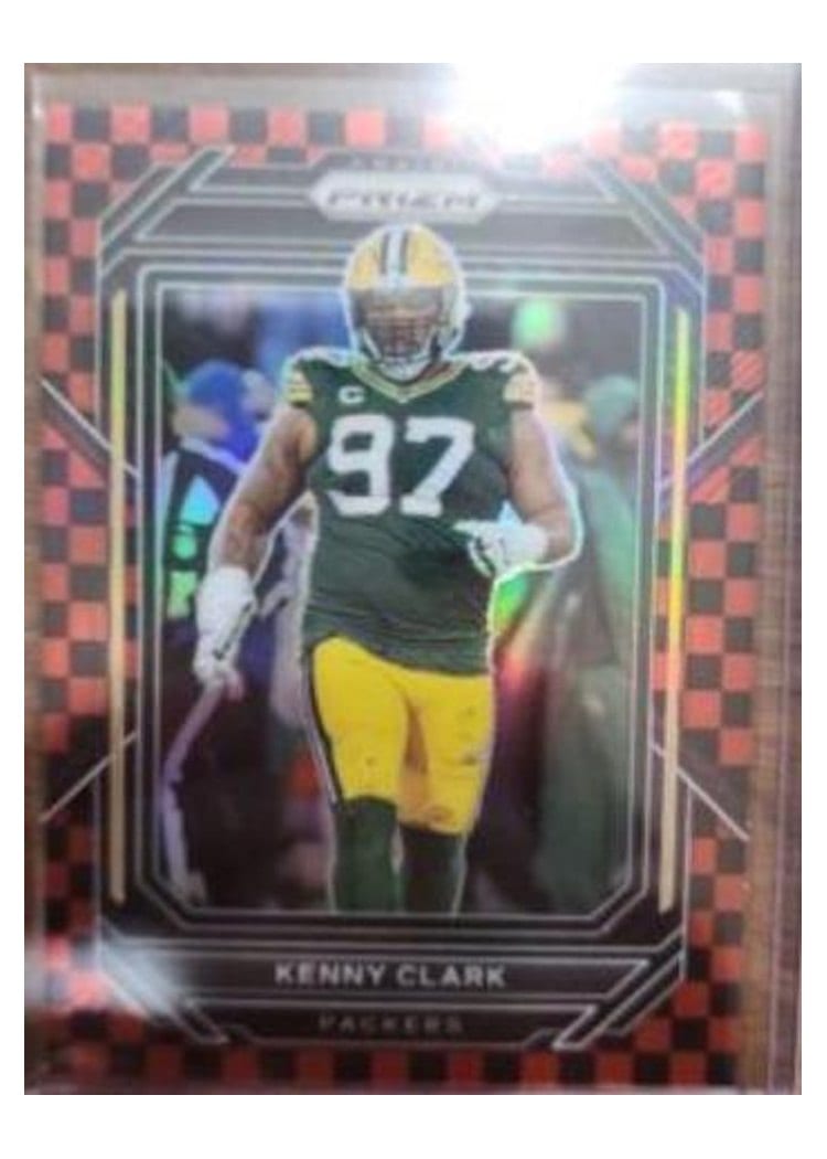 2022 Panini Prizm Base Set Kenny Clark #110 card