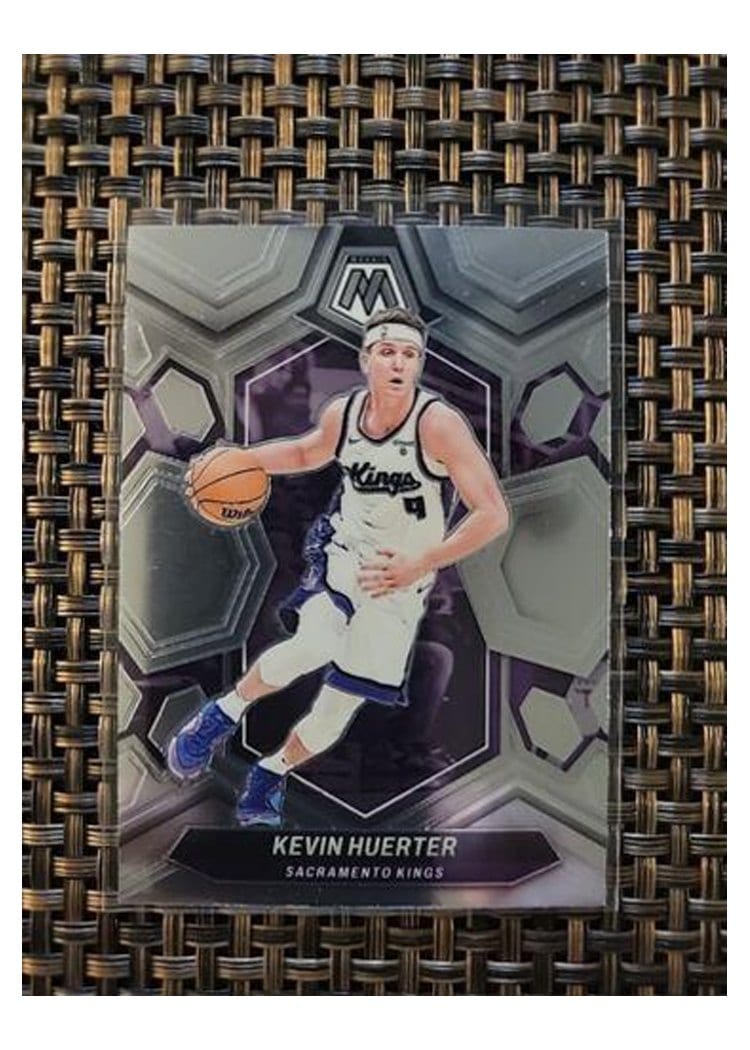 2023-24 Panini Mosaic Base Set Kevin Huerter #10 card