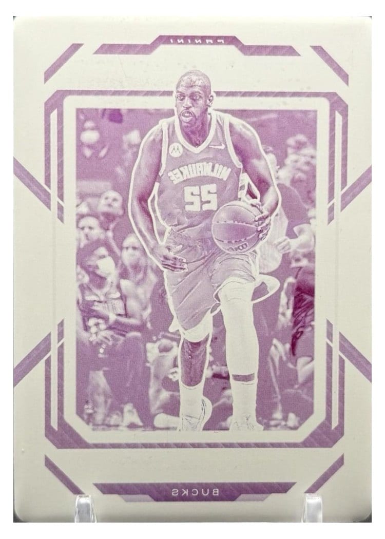 2022-23 Panini Prizm Base Set Khris Middleton #112 card