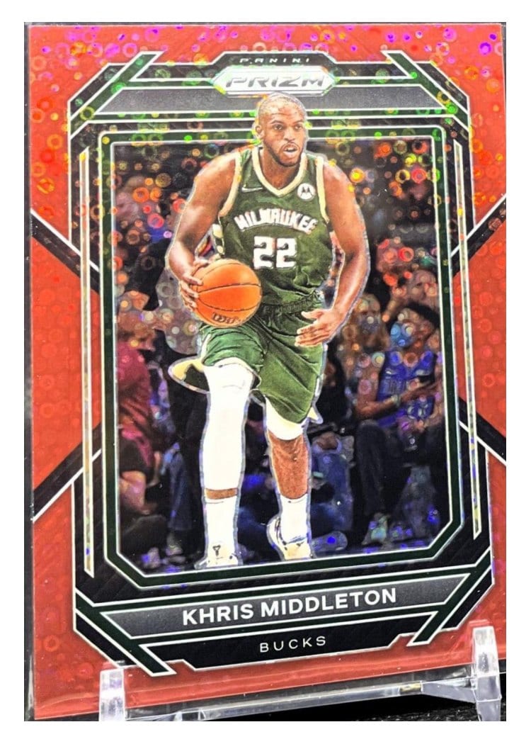 2022-23 Panini Prizm Base Set Khris Middleton #112 card