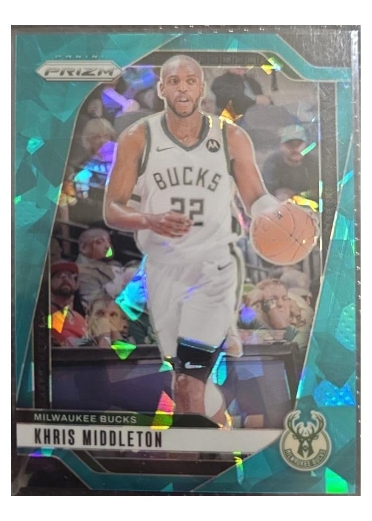 2024-25 Panini Prizm Base Set Khris Middleton #153 card