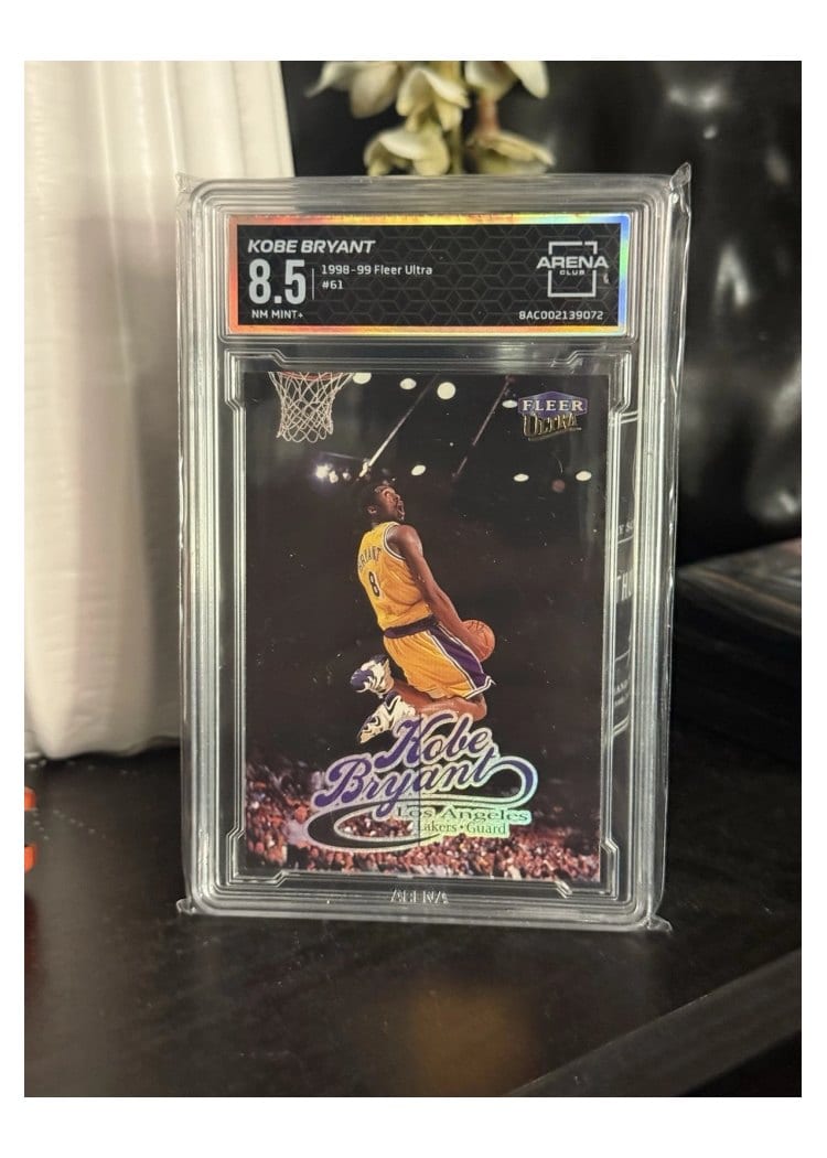 1998 Ultra Kobe Bryant #61 card