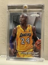 2014 Panini Prizm Kobe Bryant #136 card