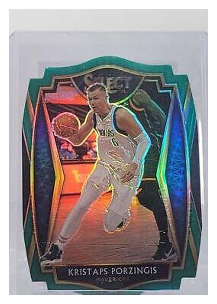 2020-21 Panini Select Base Set Kristaps Porzingis #105 card