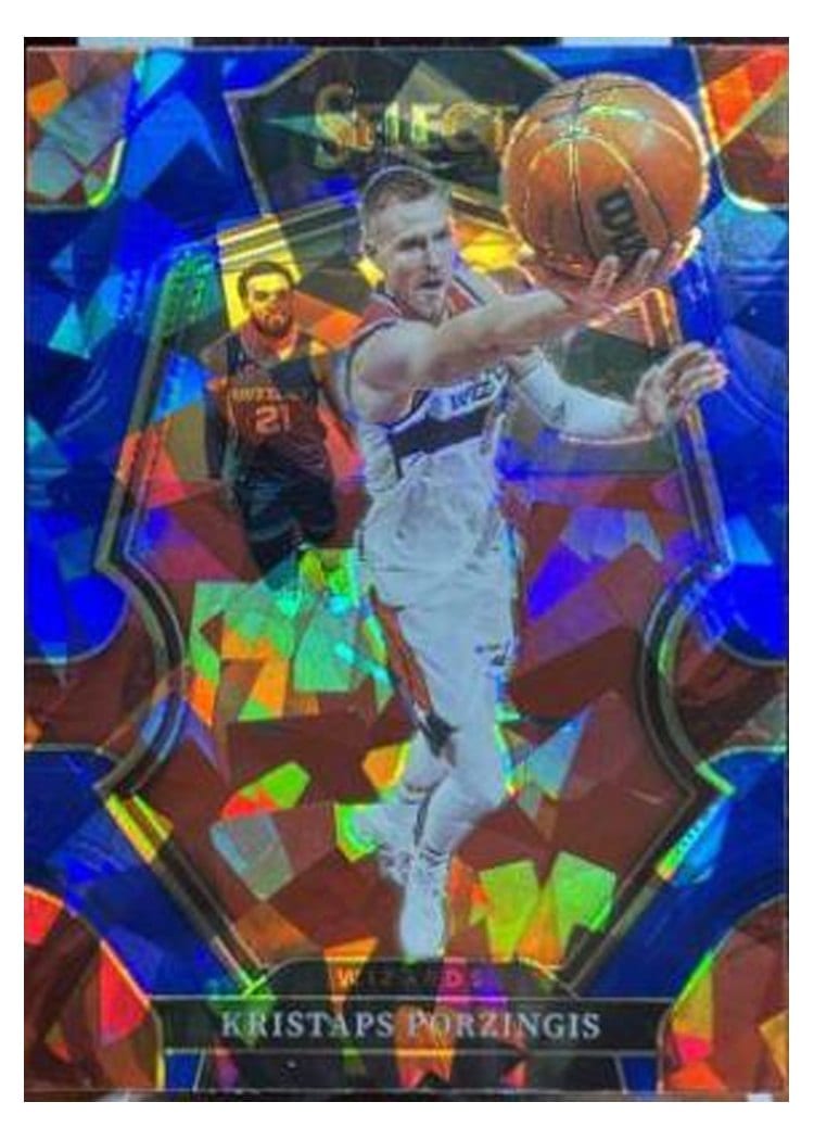 2022-23 Panini Select Base Set Kristaps Porzingis #104 card