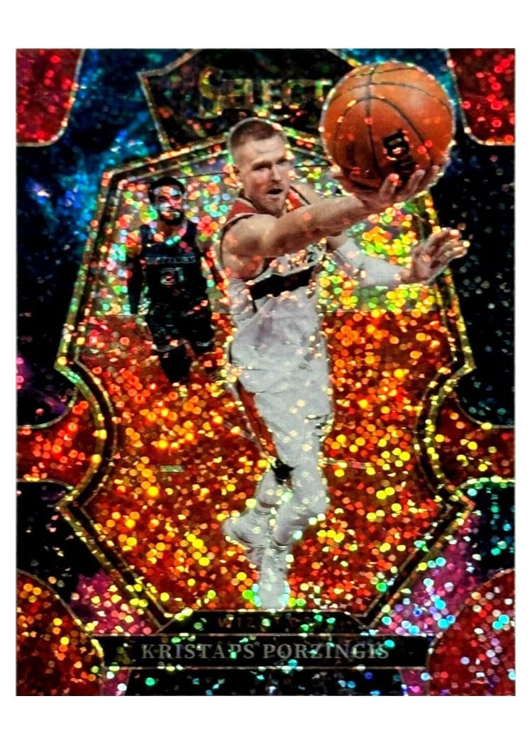 2022-23 Panini Select Base Set Kristaps Porzingis #104 card