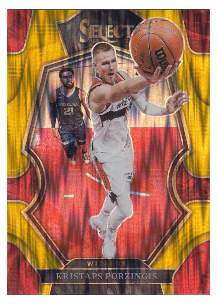 2022-23 Panini Select Base Set Kristaps Porzingis #104 card
