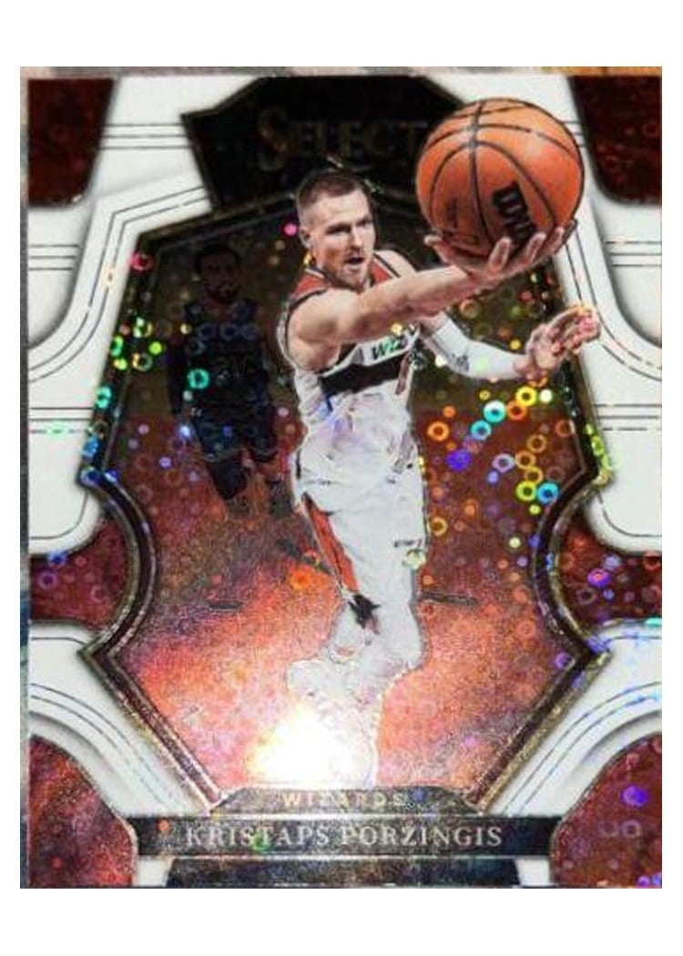 2022-23 Panini Select Base Set Kristaps Porzingis #104 card