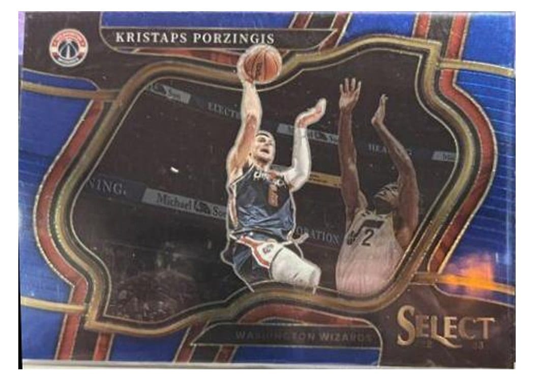 2022-23 Panini Select Base Set Kristaps Porzingis #204 card