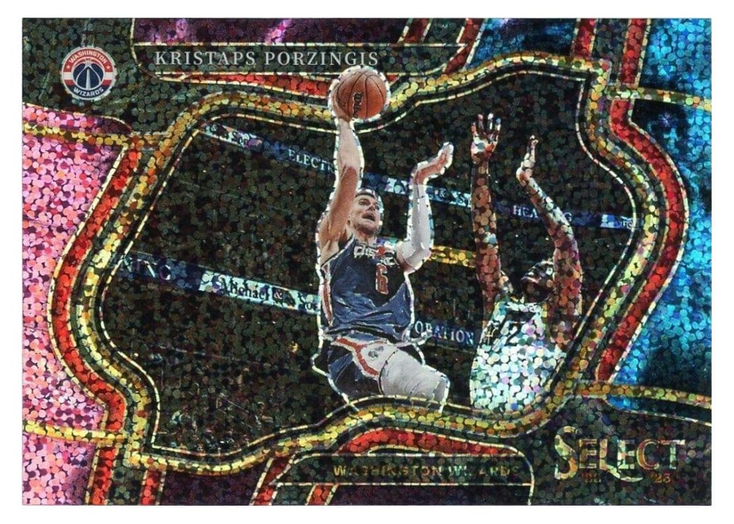 2022-23 Panini Select Base Set Kristaps Porzingis #204 card