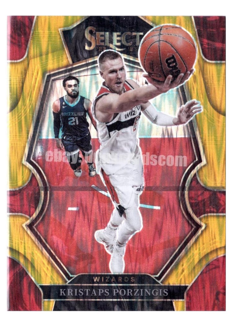 2022-23 Panini Select Base Set Kristaps Porzingis #204 card