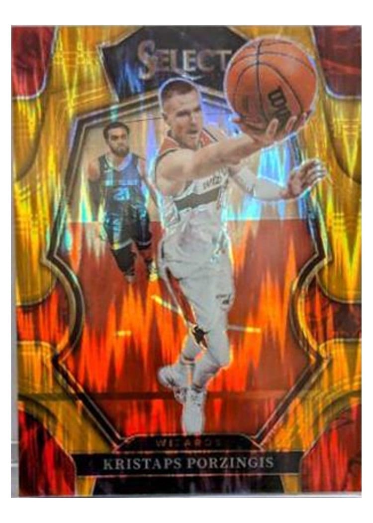 2022-23 Panini Select Base Set Kristaps Porzingis #204 card