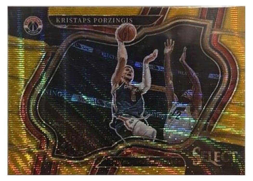 2022-23 Panini Select Base Set Kristaps Porzingis #204 card