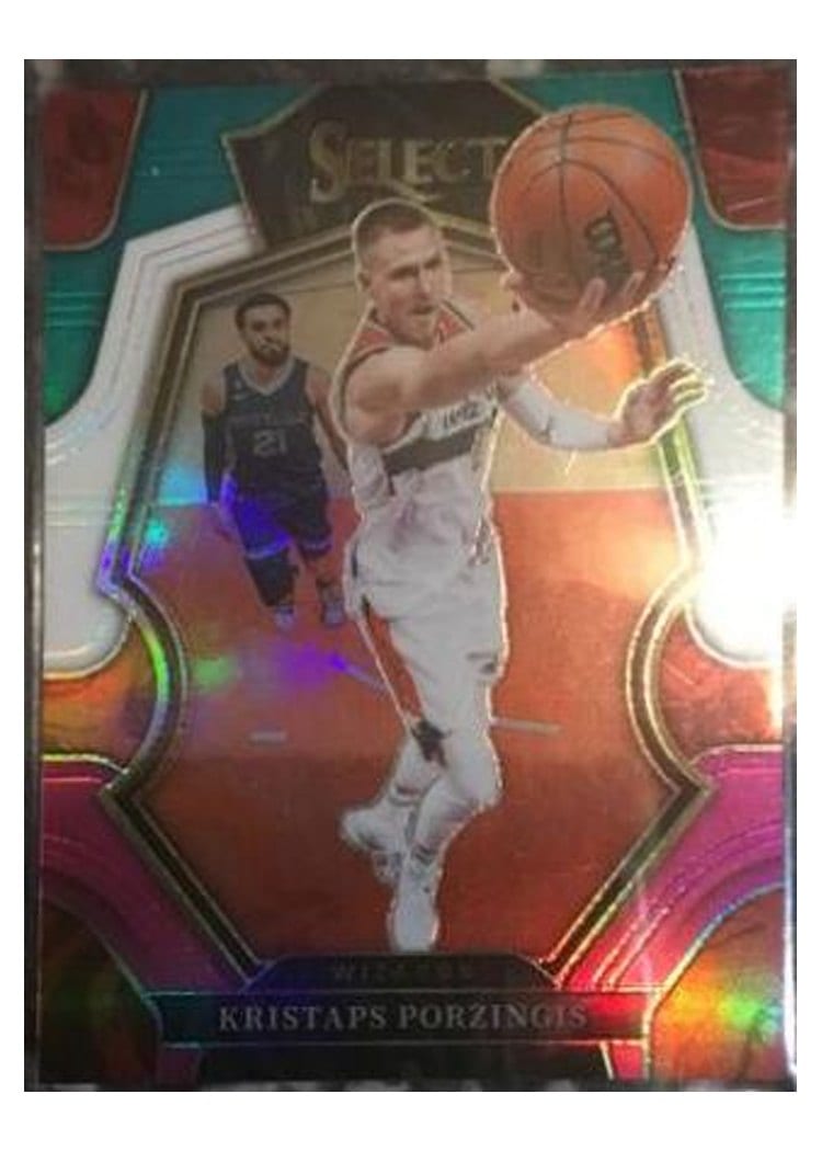 2022-23 Panini Select Base Set Kristaps Porzingis #204 card