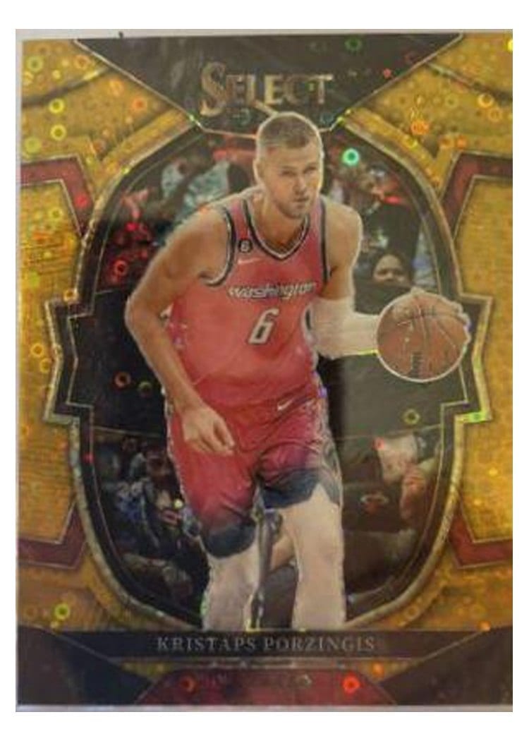 2022-23 Panini Select Base Set Kristaps Porzingis #4 card