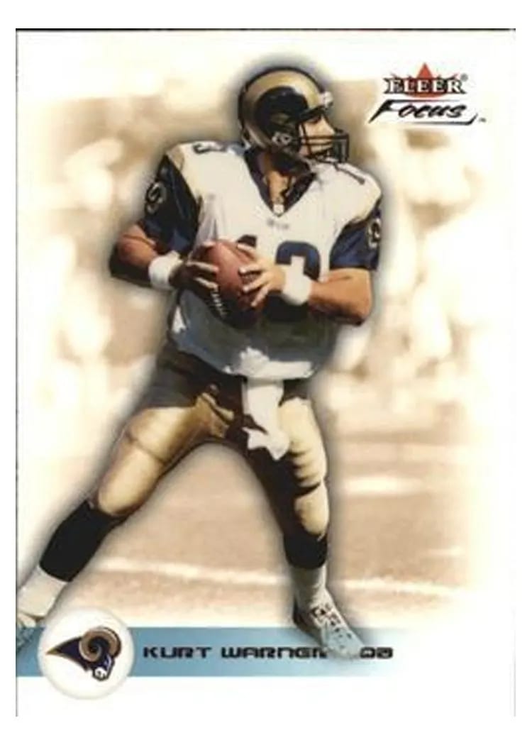 2003 Fleer Focus Kurt Warner #55 card