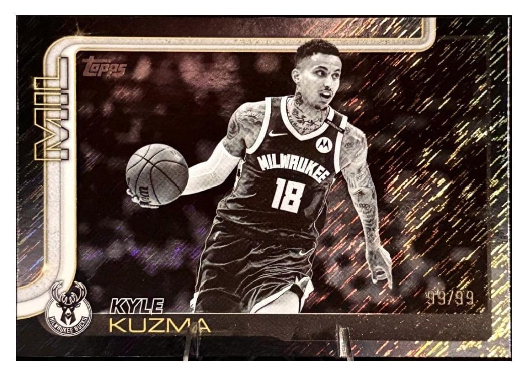 2025-26 Topps Base Set Kyle Kuzma Surge #56 card