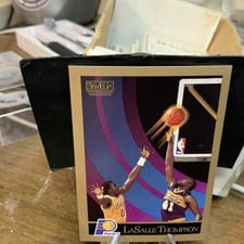 1990-91 SkyBox Base Set LaSalle Thompson #123