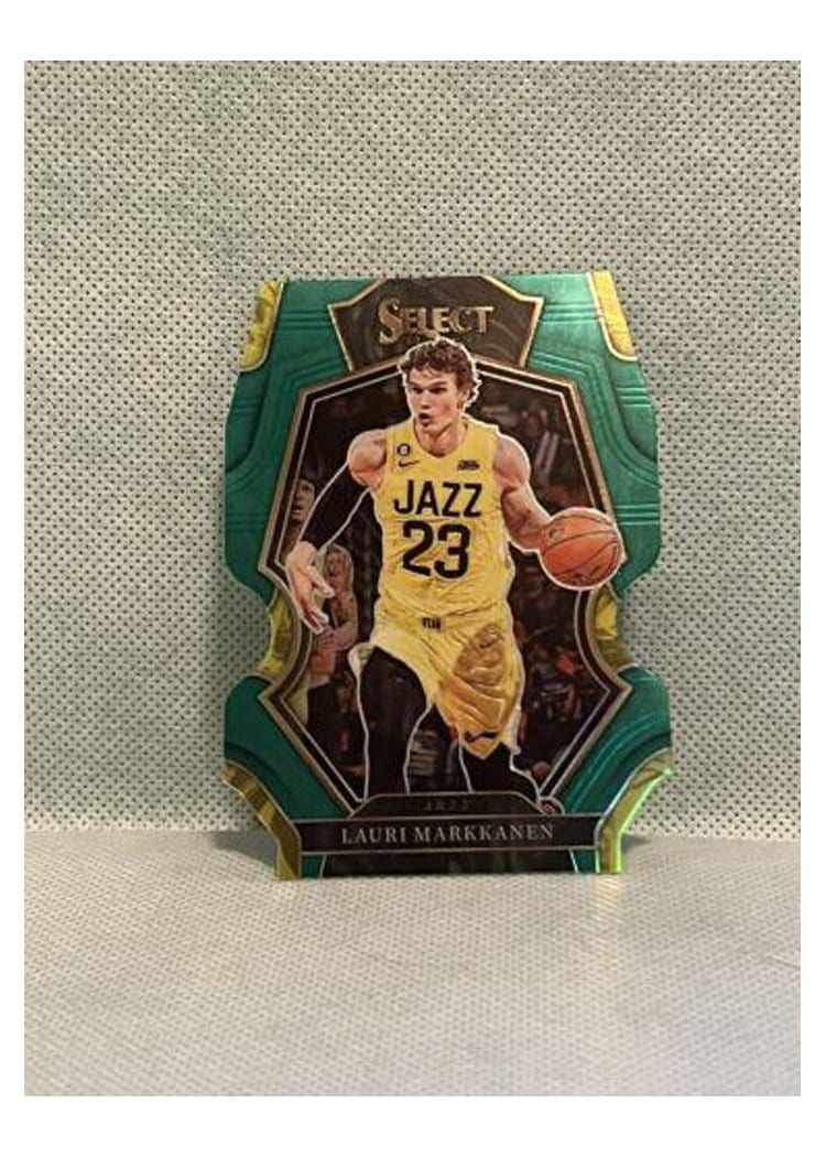 2022-23 Panini Select Base Set Lauri Markkanen #145 card