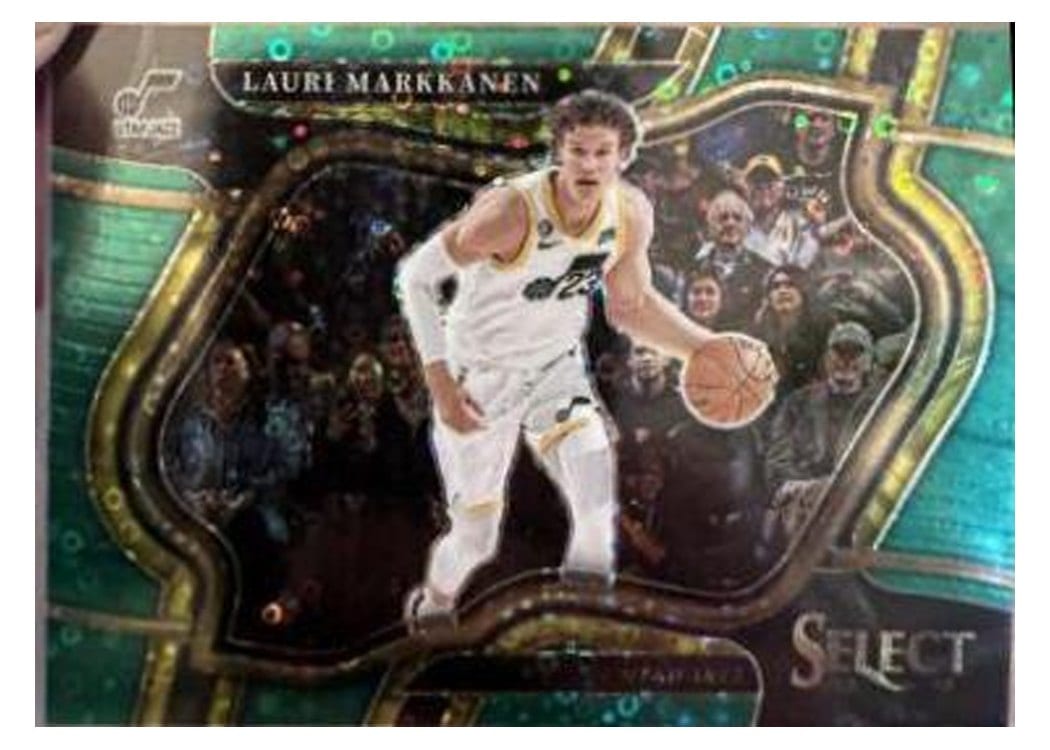 2022-23 Panini Select Base Set Lauri Markkanen Green Disco Prizm #245 card