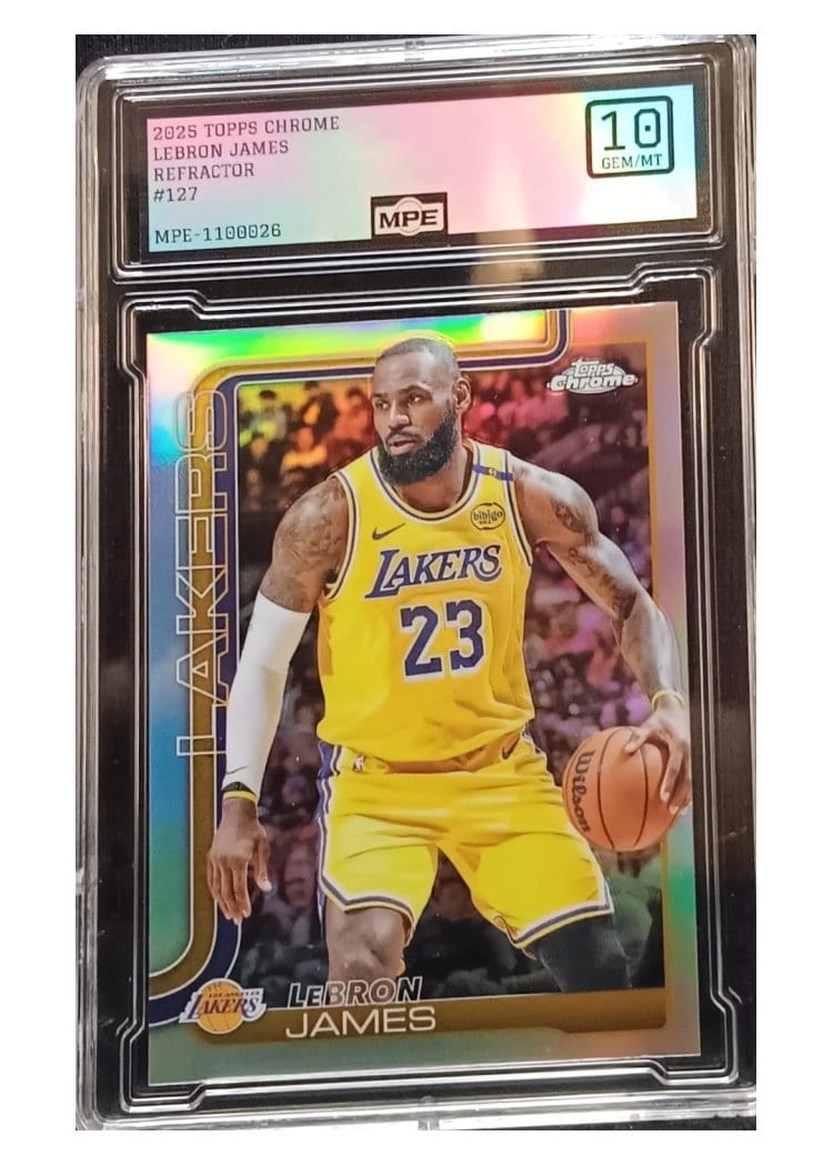 2025 Topps Chrome LeBron James #127 card