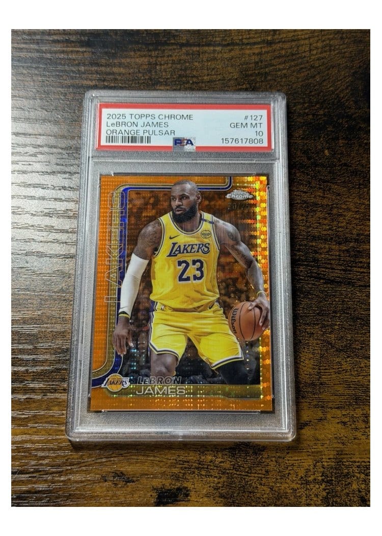 2025 Topps Chrome LeBron James #127 card