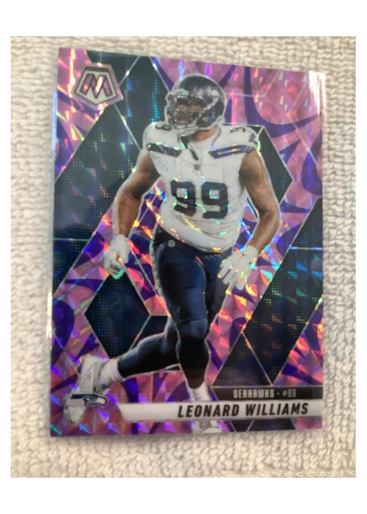 2025 Panini Mosaic Base Set Leonard Williams #61 card
