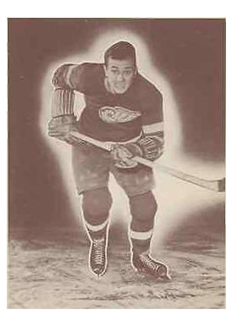 1940 O-Pee-Chee V301-2 Lester Douglas #129 card