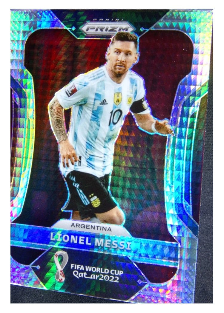 2022 Panini Prizm World Cup Lionel Messi #7 card