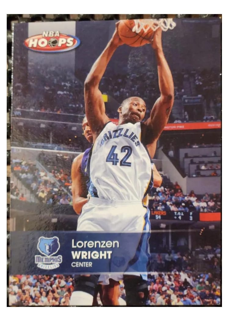 2005 Hoops Lorenzen Wright #66 card