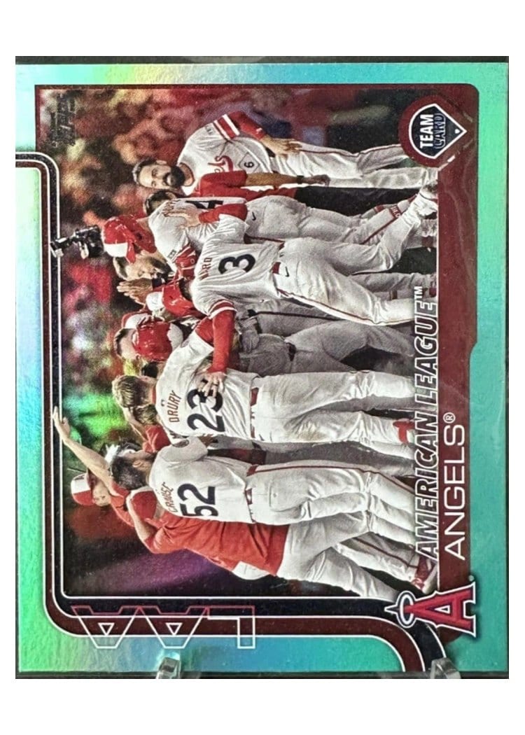 2025 Topps Base Set Los Angeles Angels Aqua Foil #85 card