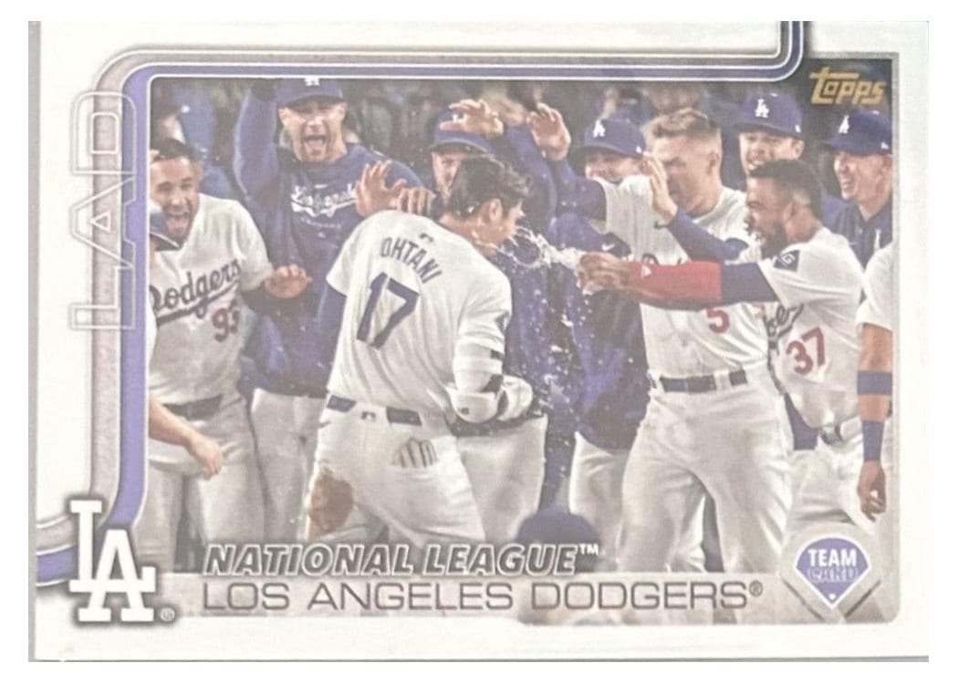 2025 Topps Base Set Los Angeles Dodgers #302 card