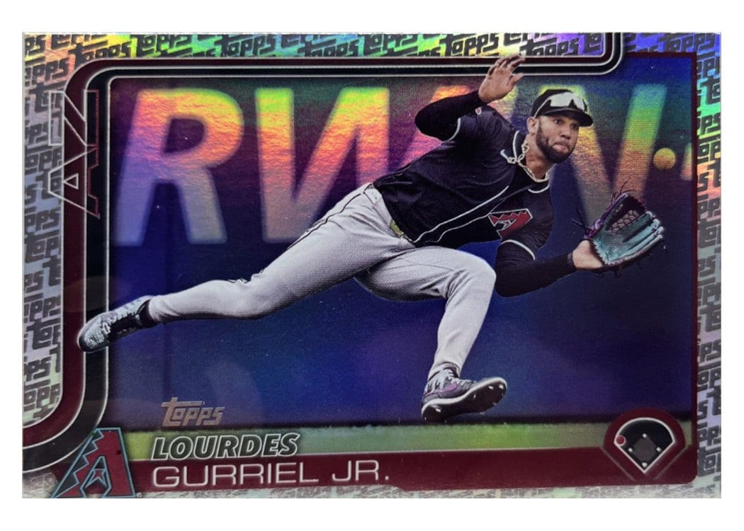 2025 Topps Base Set Lourdes Gurriel Jr. Topps Foil Pattern #136 card