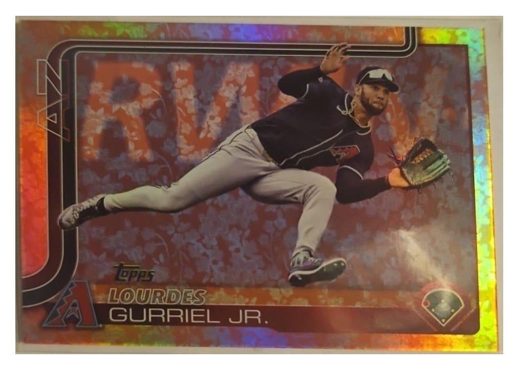 2025 Topps Base Set Lourdes Gurriel Jr. Flowers #136 card