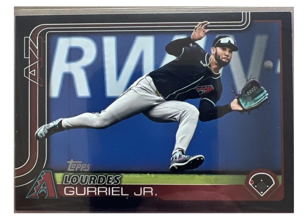 2025 Topps Base Set Lourdes Gurriel Jr. #136 card