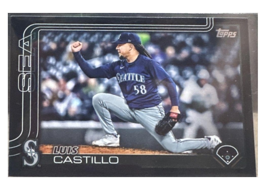 2025 Topps Base Set Luis Castillo #73 card