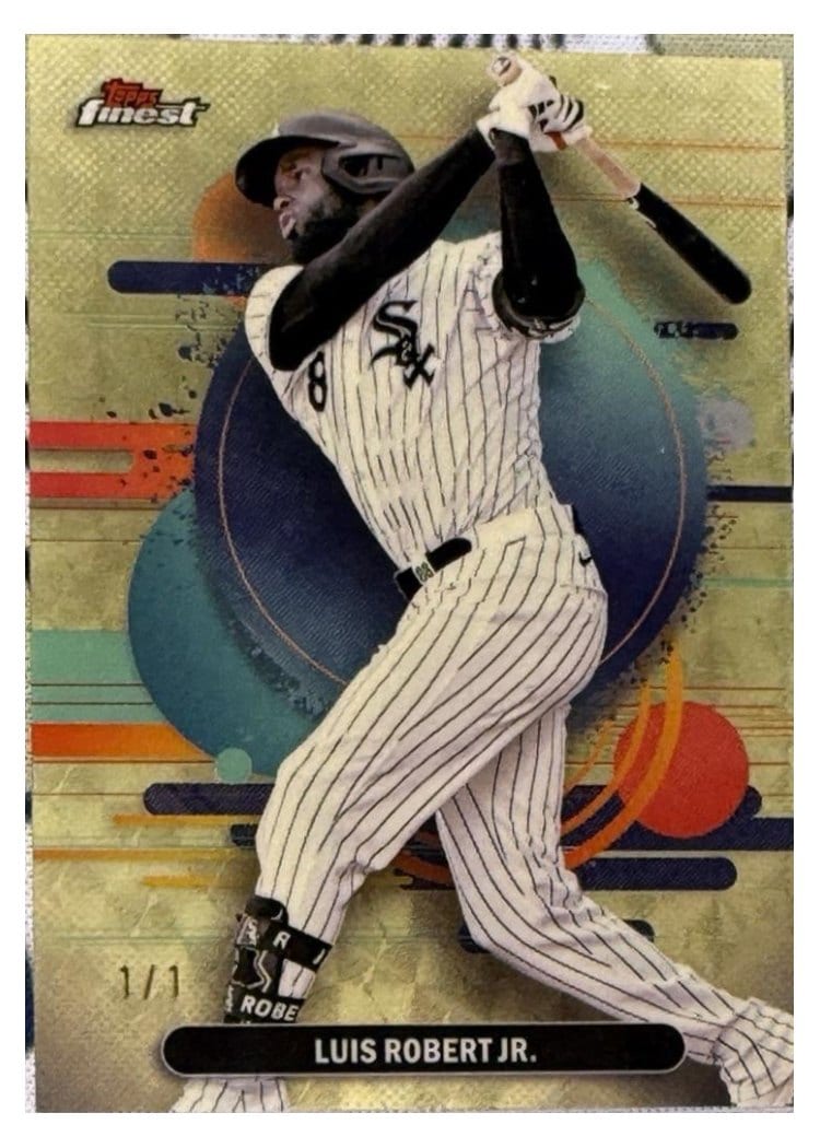 2025 Finest Base Set Luis Robert Jr. #176 card