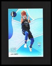 2018 Panini Status Luka Doncic #122 card