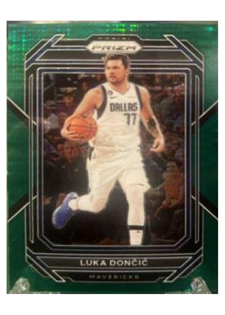 2022-23 Panini Prizm Base Set Luka Doncic #196 card